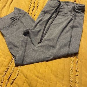 Pinstripe cropped leggings